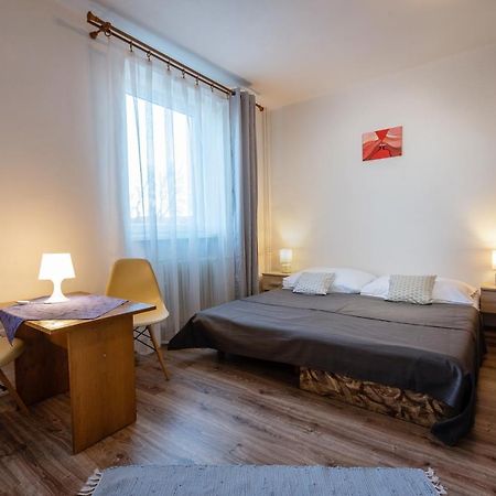 Liptovský Mikuláš Hotel Poludnica מראה חיצוני תמונה