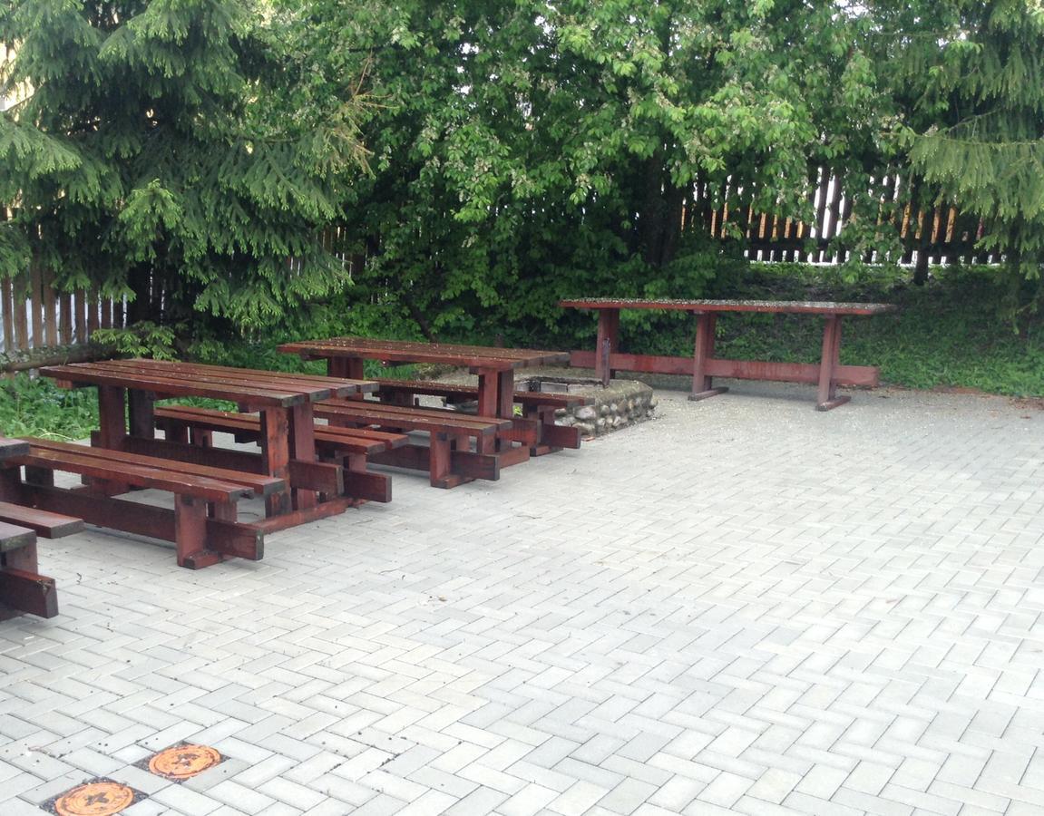 Liptovský Mikuláš Hotel Poludnica מראה חיצוני תמונה