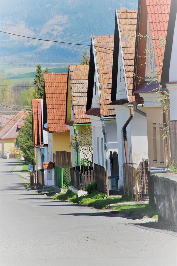 Liptovský Mikuláš Hotel Poludnica מראה חיצוני תמונה